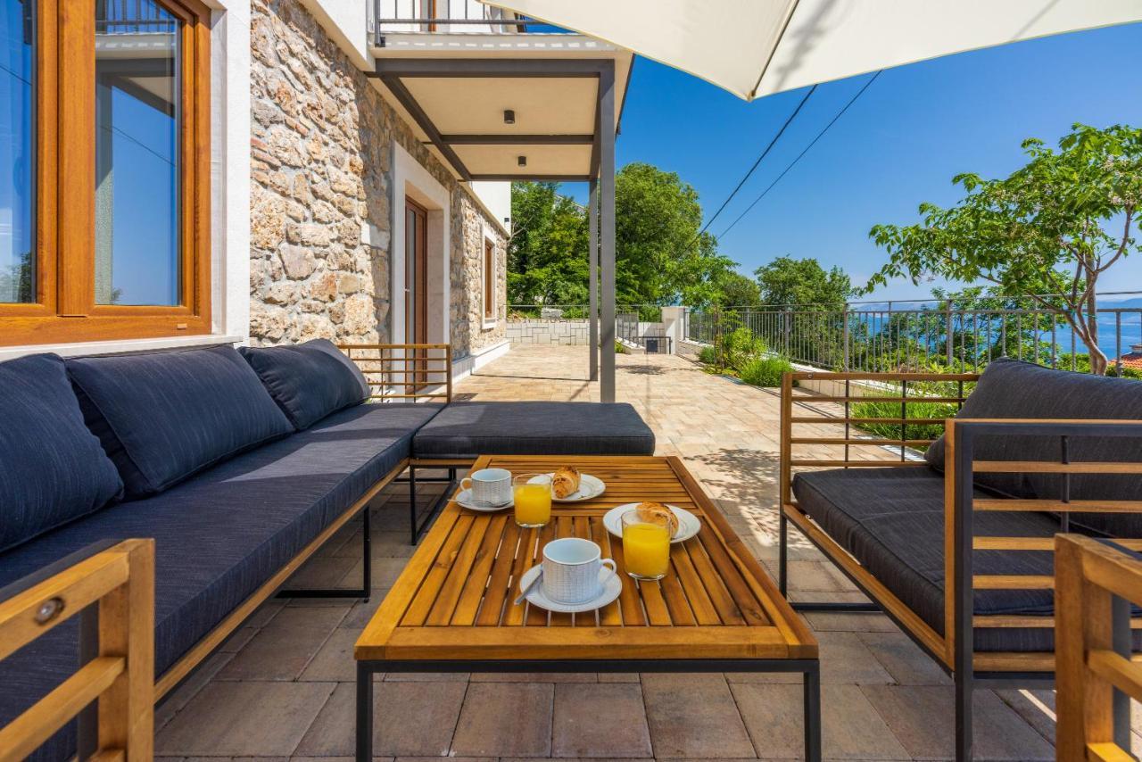 Villa Antani With Heated Pool, Sauna & Jacuzzi Цриквеница Экстерьер фото