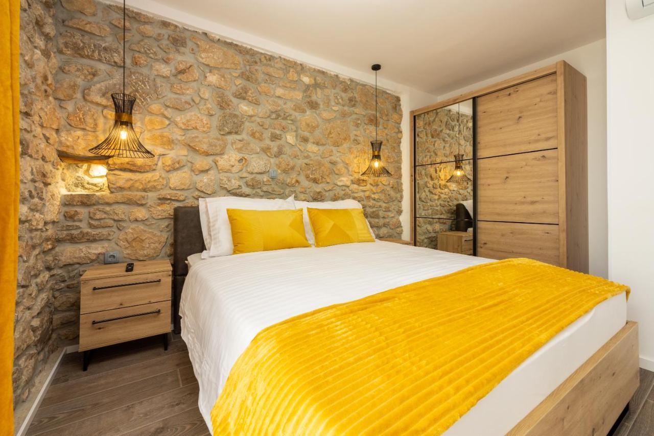 Villa Antani With Heated Pool, Sauna & Jacuzzi Цриквеница Экстерьер фото